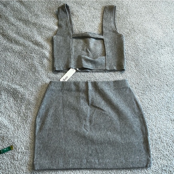 Glam Gray Skirt Set - Picture 6 of 9